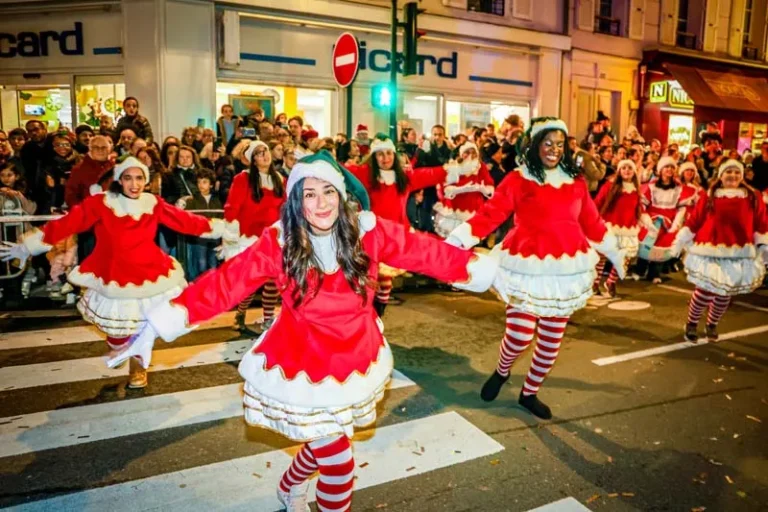 2025-12-06_Illuminations_MCA-7801_1_11zon