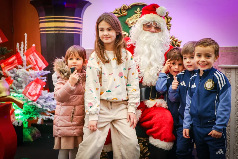 DISTRIBUTION-CADEAUX NOEL-ENFANTS_2025