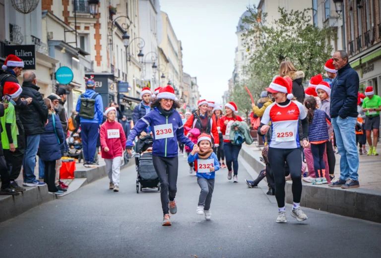 Course des Pères Noël 2025