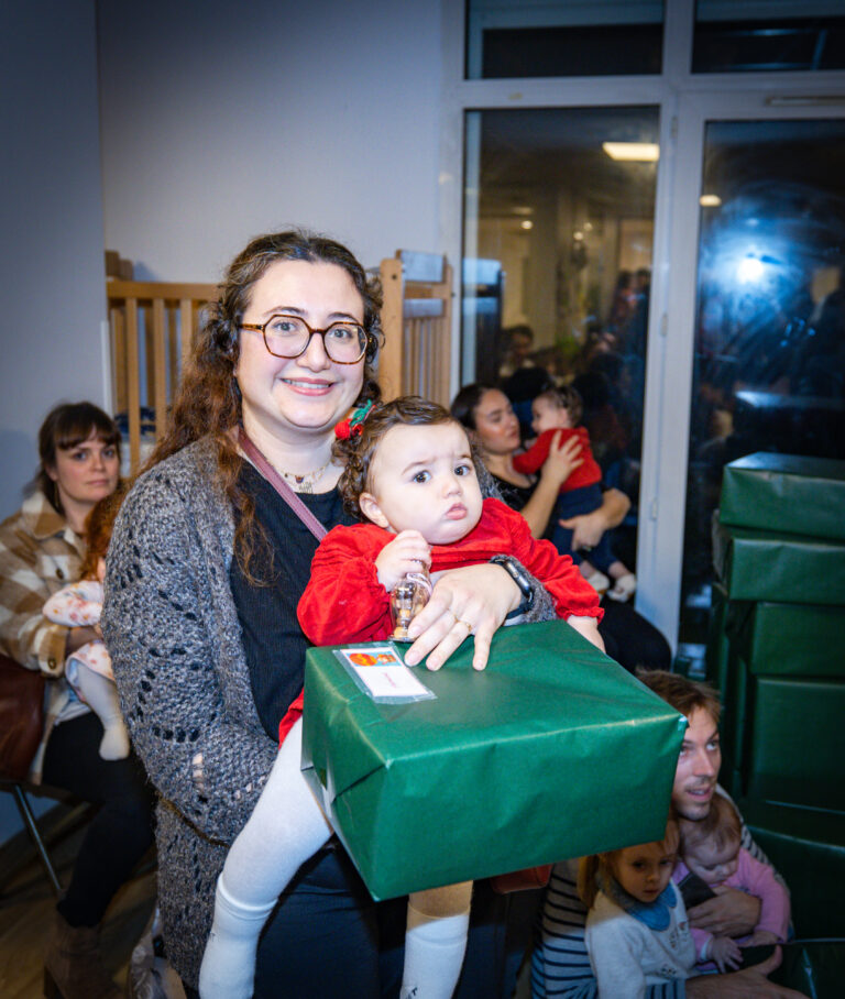 2025-12-16-Noel Creche-CHAPERON ROUGE_MCA-124