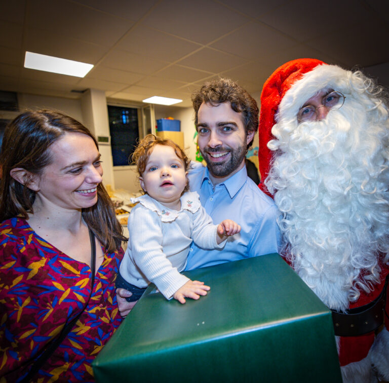 2025-12-16-Noel Creche-CHAPERON ROUGE_MCA-142