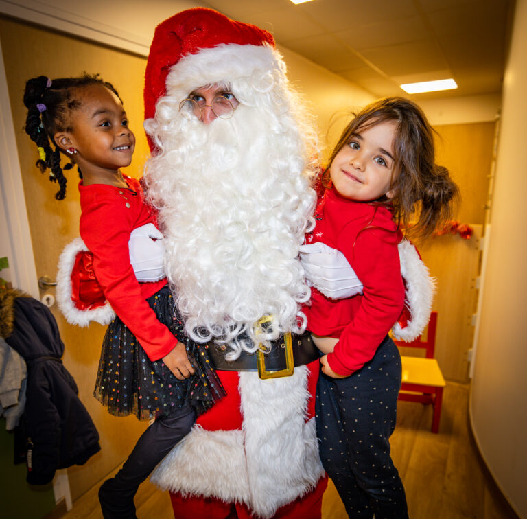 2025-12-16-Noel Creche-CHAPERON ROUGE_MCA-201