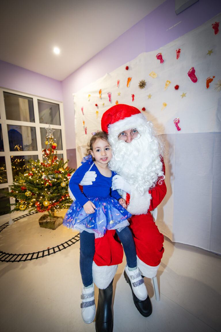 2025-12-16-Noel Creche-Chateau_MCA-230