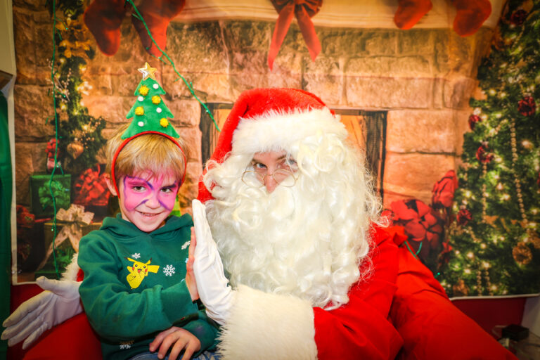 2025-12-17-NoelCrèches_Alexandre-386