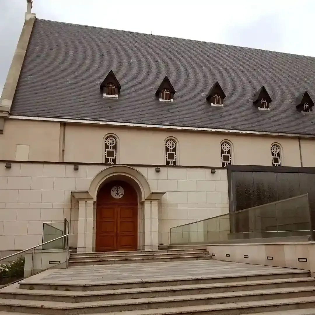 église