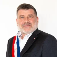 robert bernasconi